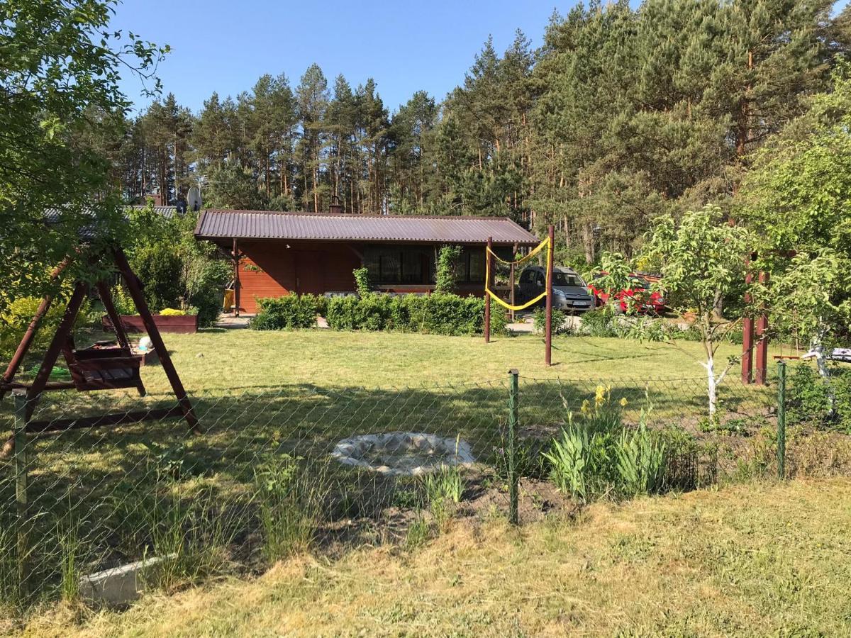 Domek Letniskowy Nad Jeziorem Wiejskim Lakie 외부 사진